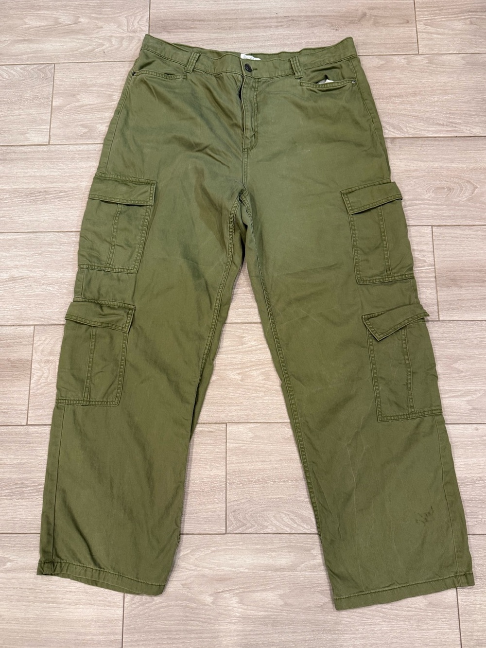 Sofia Jeans by Sofia Vergara Olive Green Cargo Pants